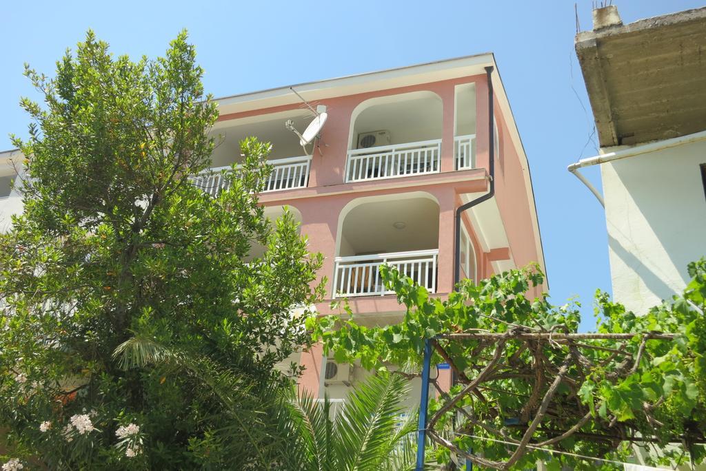 Apartments Pehar Zaostrog Exterior photo